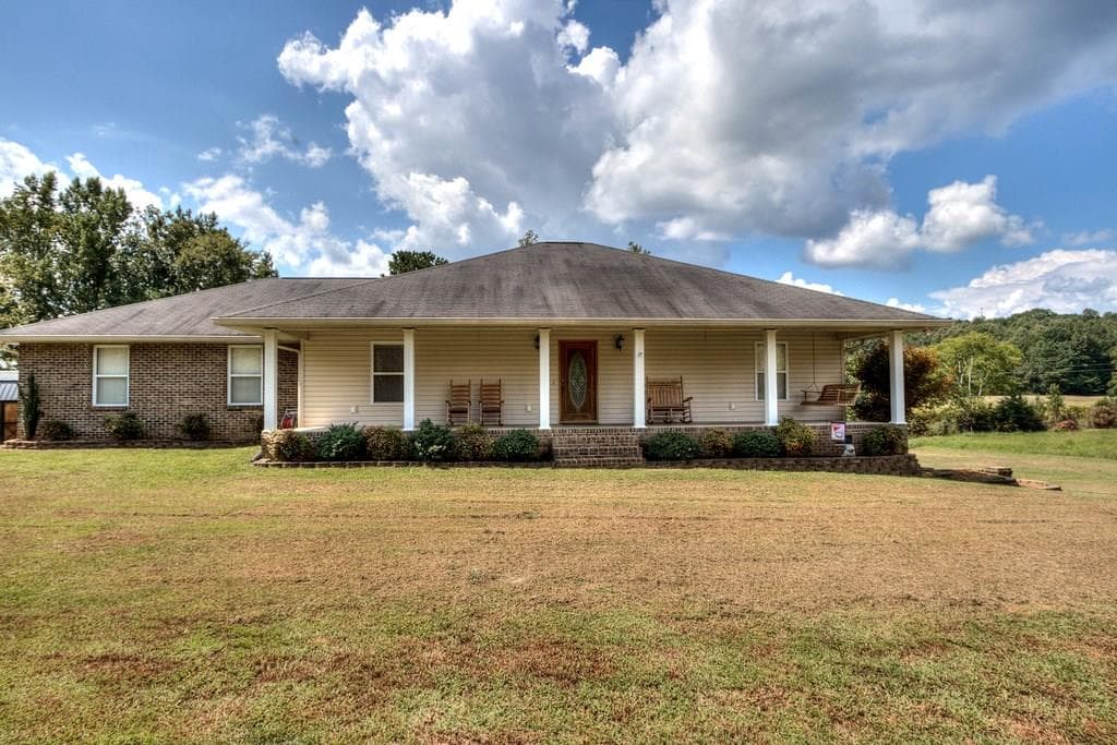539 Country Crossing Drive, Summerville, GA 30747 — most recent listing photo