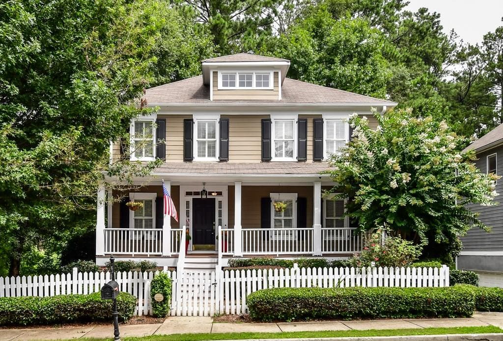 3 bedroom, 2,128 sq ft single family residence sold at 2231 Harry Brooks Drive, Atlanta, GA 30318