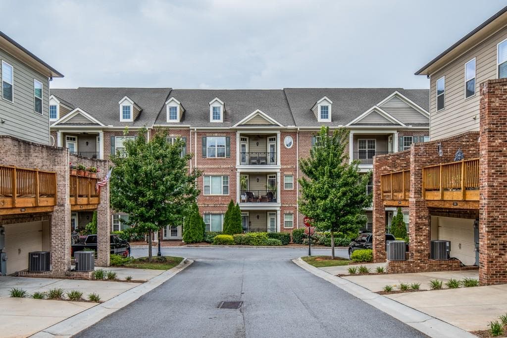 7265 Glisten Avenue 131, Sandy Springs, GA 30328 — most recent listing photo