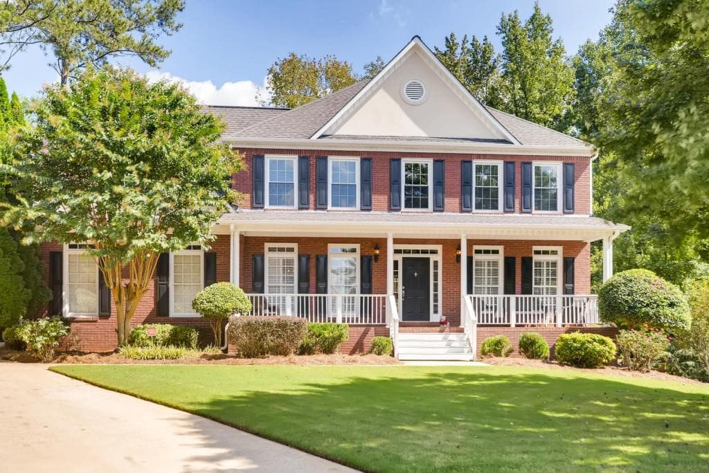 570 Summerhill Drive, Roswell, GA 30075 — most recent listing photo