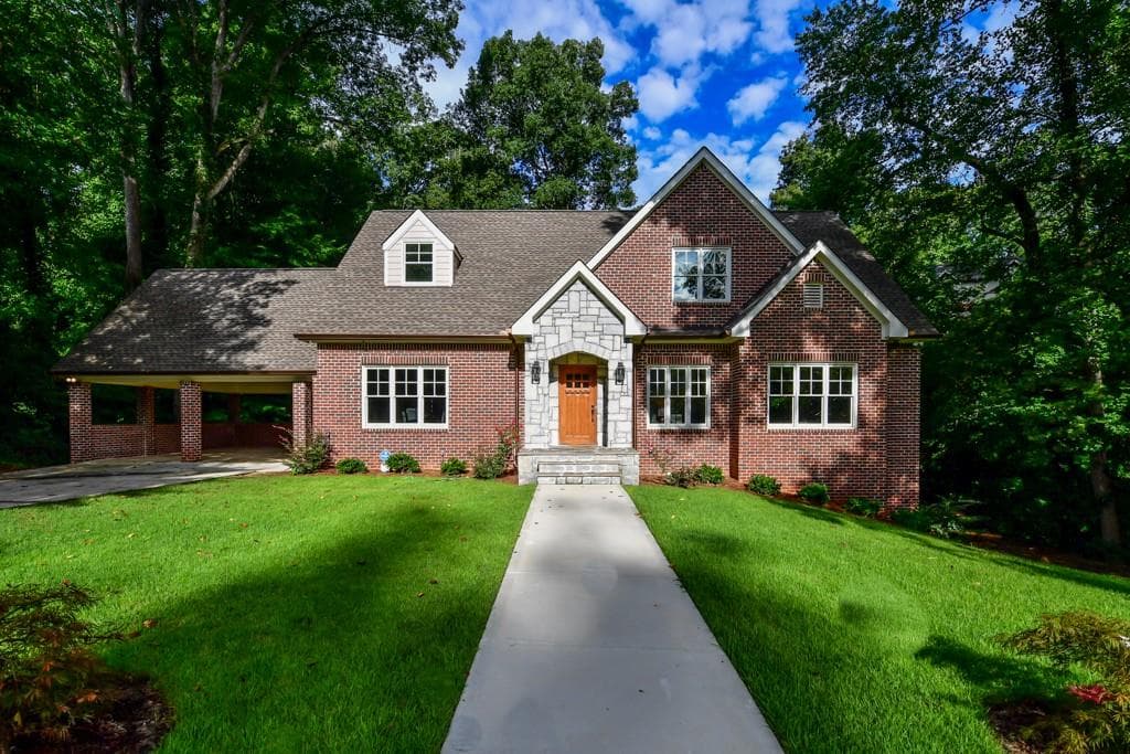 6 bedroom, 4,596 sq ft single family residence sold at 1356 Springdale Road, Atlanta, GA 30306