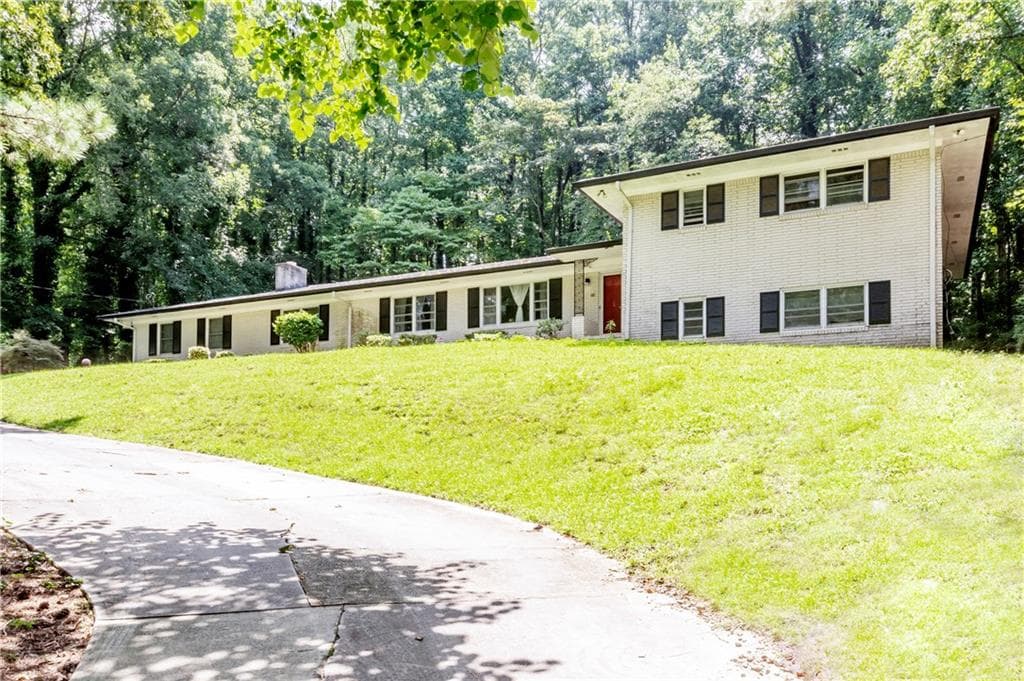 3078 Duke Of Gloucester, East Point, GA 30344 — most recent listing photo
