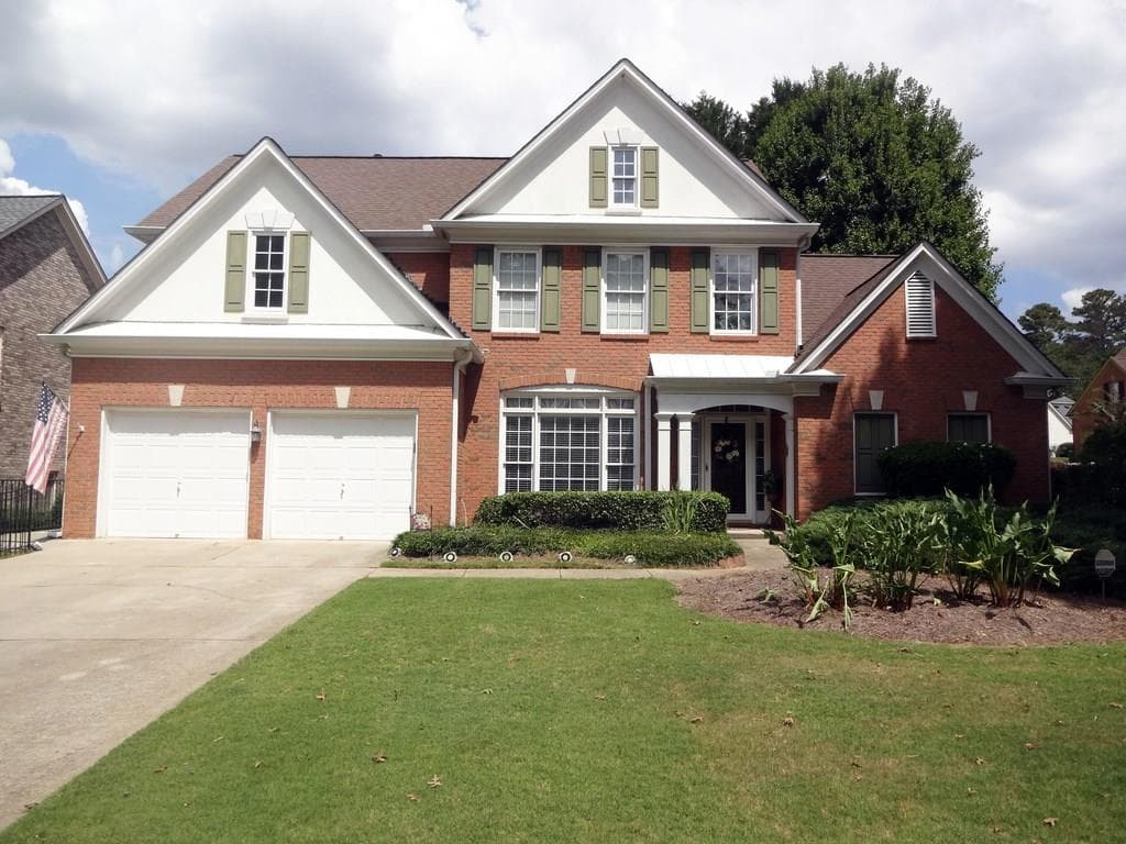 325 Eastcote Drive, Sandy Springs, GA 30350 — most recent listing photo