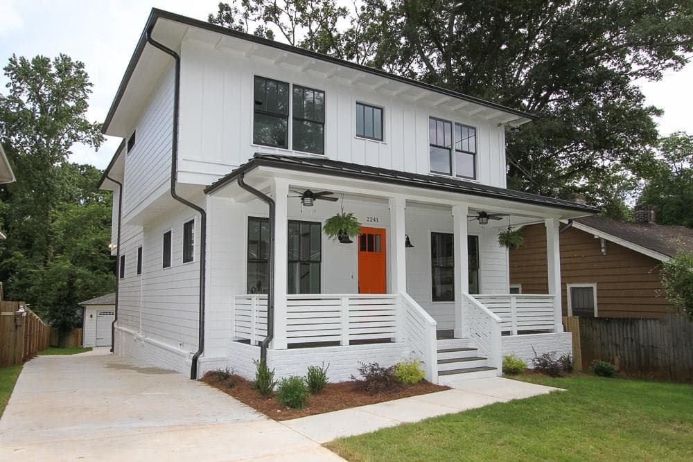 5 bedroom, 2,939 sq ft single family residence sold at 2241 1st Avenue, Atlanta, GA 30317