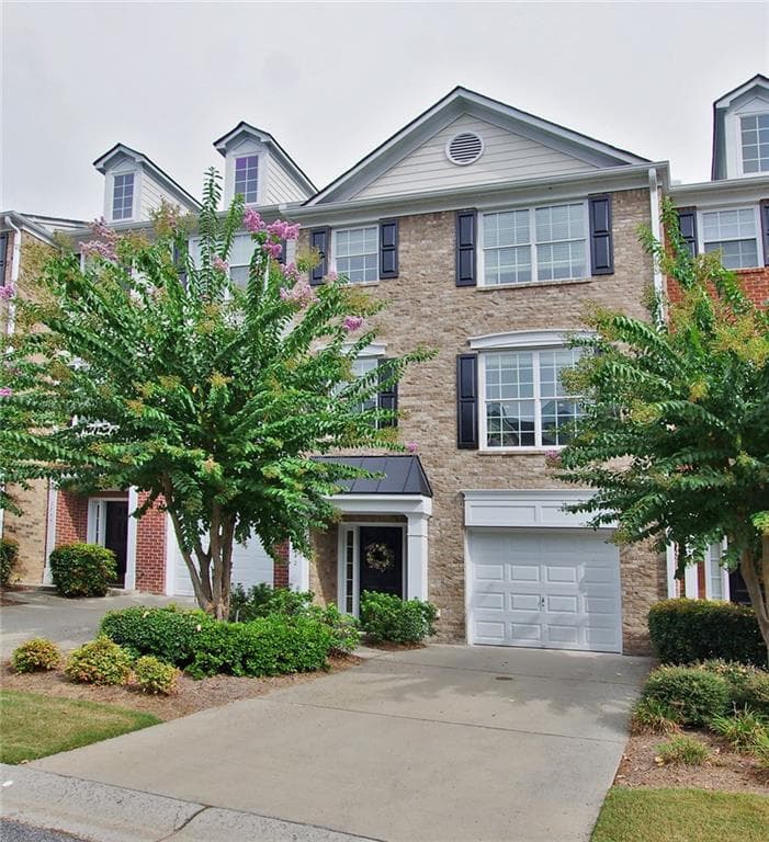 3 bedroom, 1,960 sq ft townhouse sold at 3842 Chattahoochee Summit Drive 31, Atlanta, GA 30339