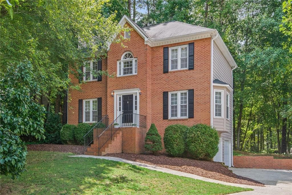3 bedroom, 2,114 sq ft single family residence sold at 1504 Mill Creek Court, Marietta, GA 30008