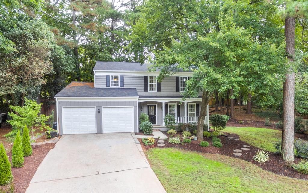 4 bedroom, 1,992 sq ft single family residence sold at 185 Laurel Mill Court, Roswell, GA 30076