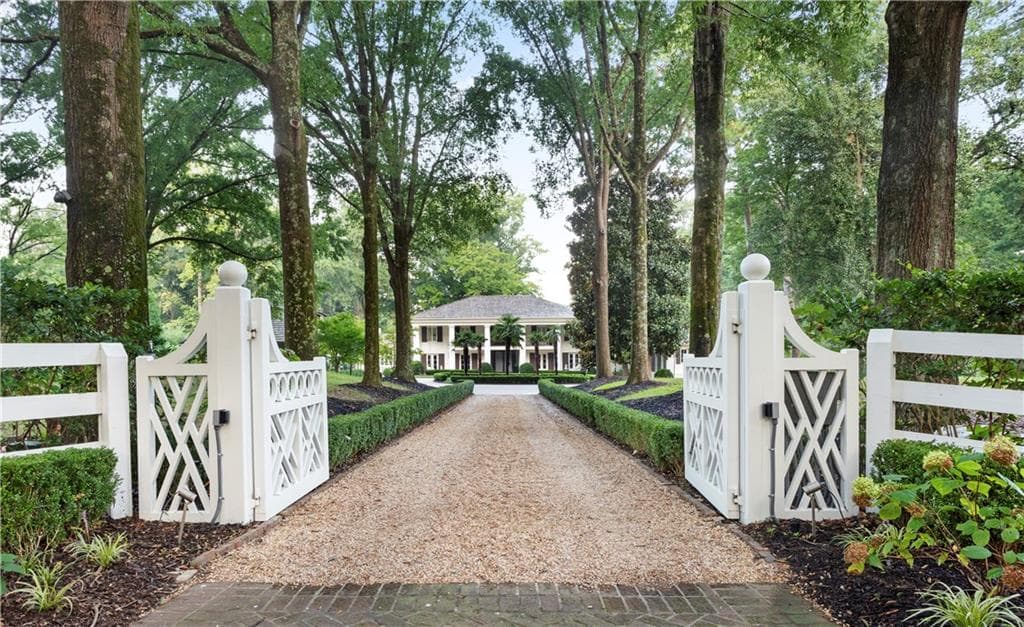 6 bedroom, 11,542 sq ft single family residence sold at 2167 Mount Paran Road, Atlanta, GA 30327