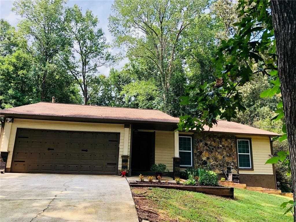 784 Oxford Hall Drive, Lawrenceville, GA 30044 — most recent listing photo