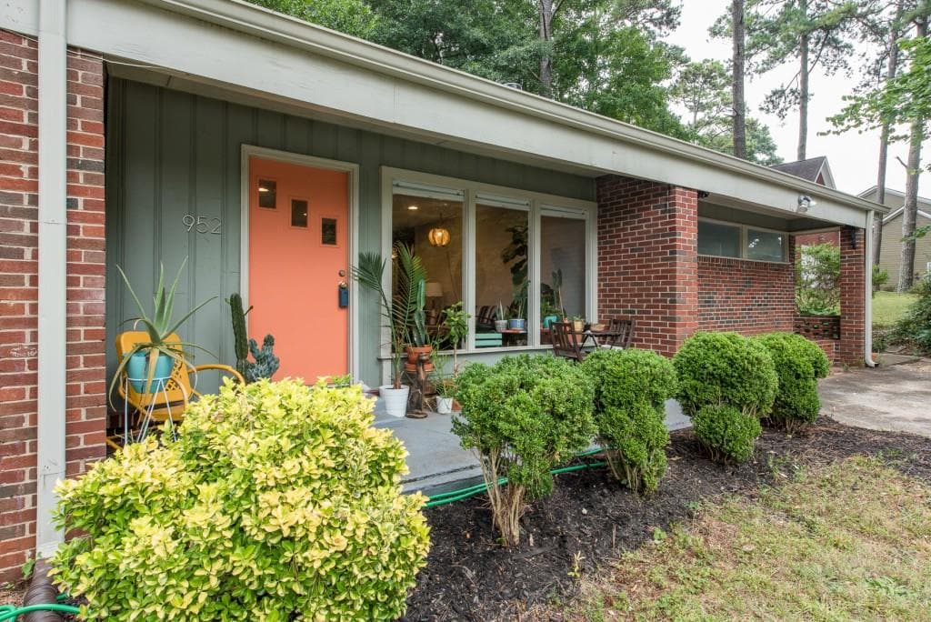 952 Nottingham Drive, Avondale Estates, GA 30002 — most recent listing photo