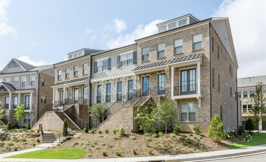 2285 McLean Chase 28, Smyrna, GA 30080 — most recent listing photo