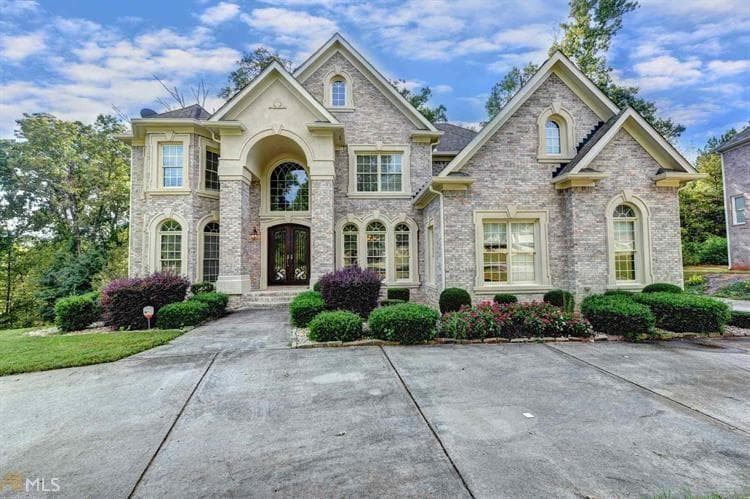 4555 Mossey Drive, Lithonia, GA 30038 — most recent listing photo