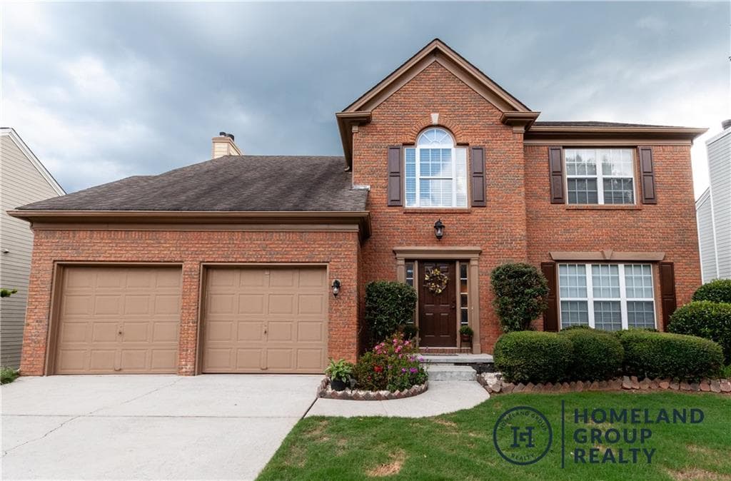 4 bedroom, 2,360 sq ft single family residence sold at 185 Sessingham Lane, Alpharetta, GA 30005