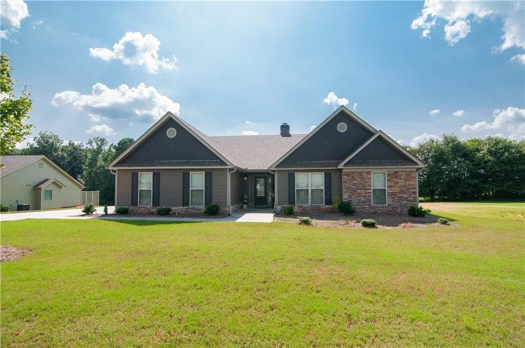 827 Bradmore Court, Hoschton, GA 30548 — most recent listing photo