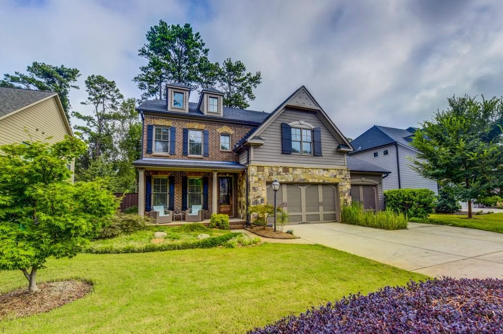 5 bedroom, 3,048 sq ft single family residence sold at 2660 Oldfield Acres Way, Decatur, GA 30030