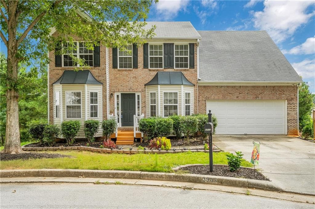 4 bedroom, 2,172 sq ft single family residence sold at 3943 Alexandra Oak Court, Suwanee, GA 30024