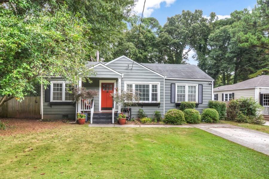 3 bedroom, 1,276 sq ft single family residence sold at 1179 Shepherds Lane, Atlanta, GA 30324