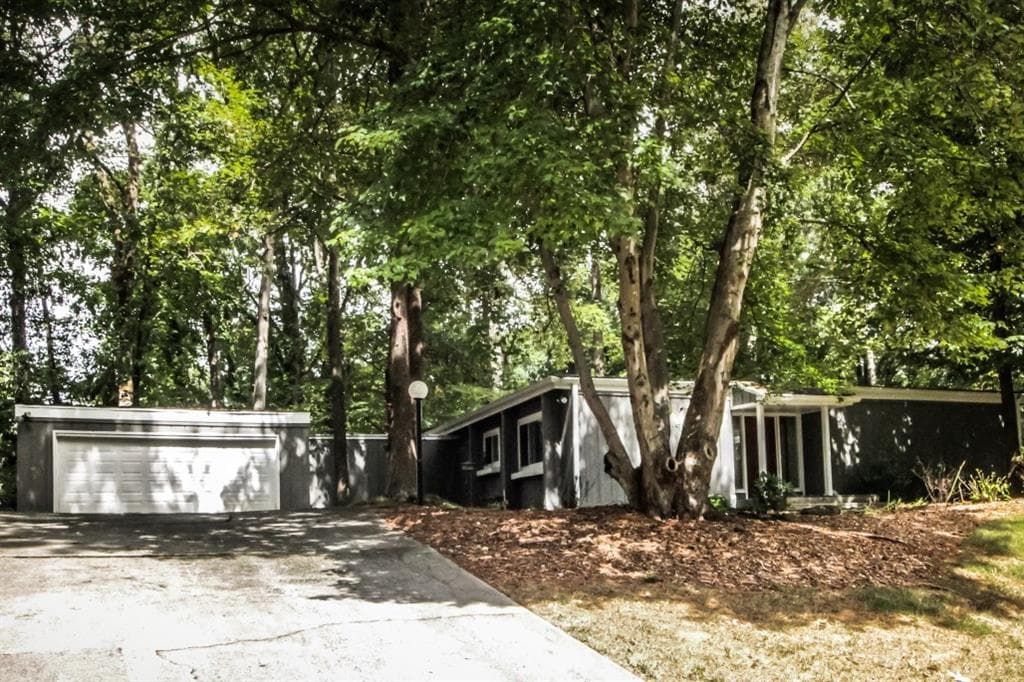 1120 Martin Ridge Road, Roswell, GA 30076 — most recent listing photo