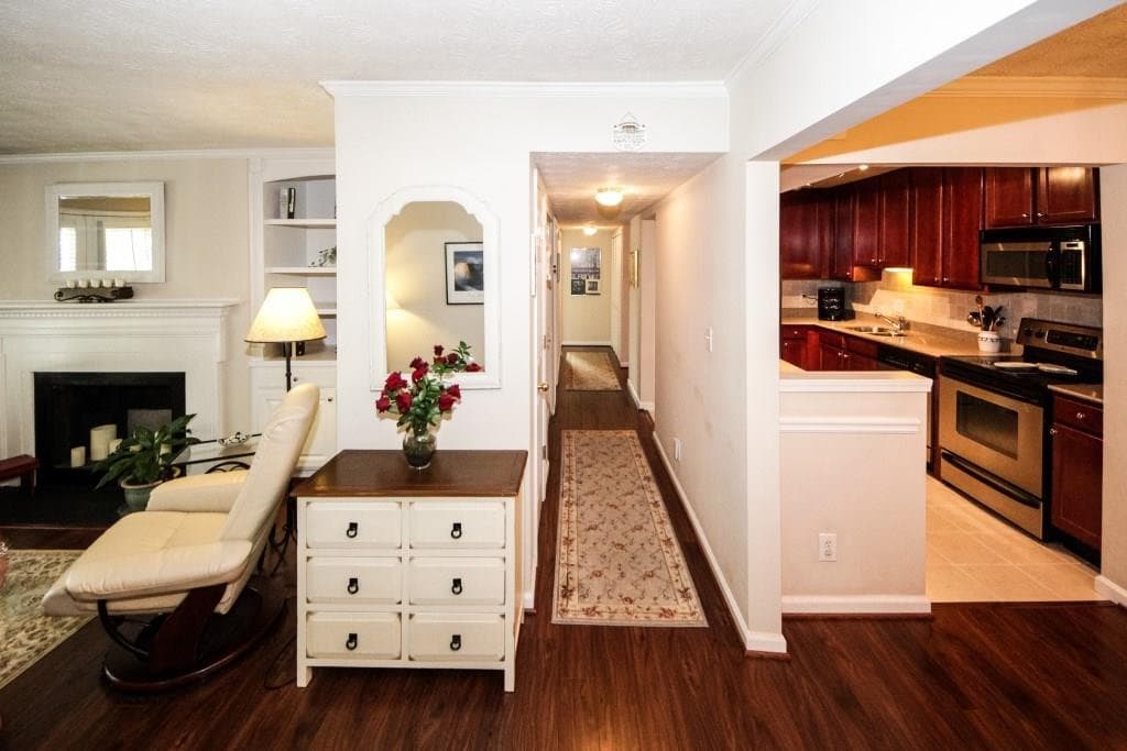 2 bedroom, 1,181 sq ft condominium sold at 3513 Essex Avenue 67, Atlanta, GA 30339
