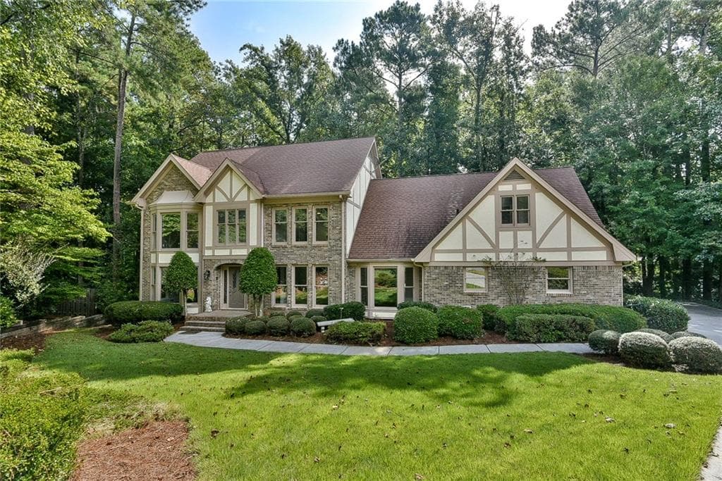 220 Rutland Court, Sandy Springs, GA 30350 — most recent listing photo