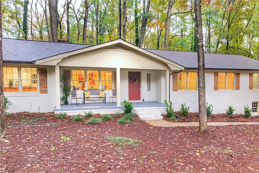 5370 Leather Stocking Lane, Stone Mountain, GA 30087 — most recent listing photo