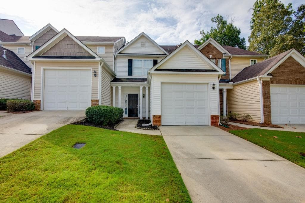 1503 Paramount Lane, Sugar Hill, GA 30518 — most recent listing photo