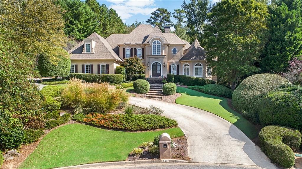 240 Pinnacle Pointe, Johns Creek, GA 30097 — most recent listing photo