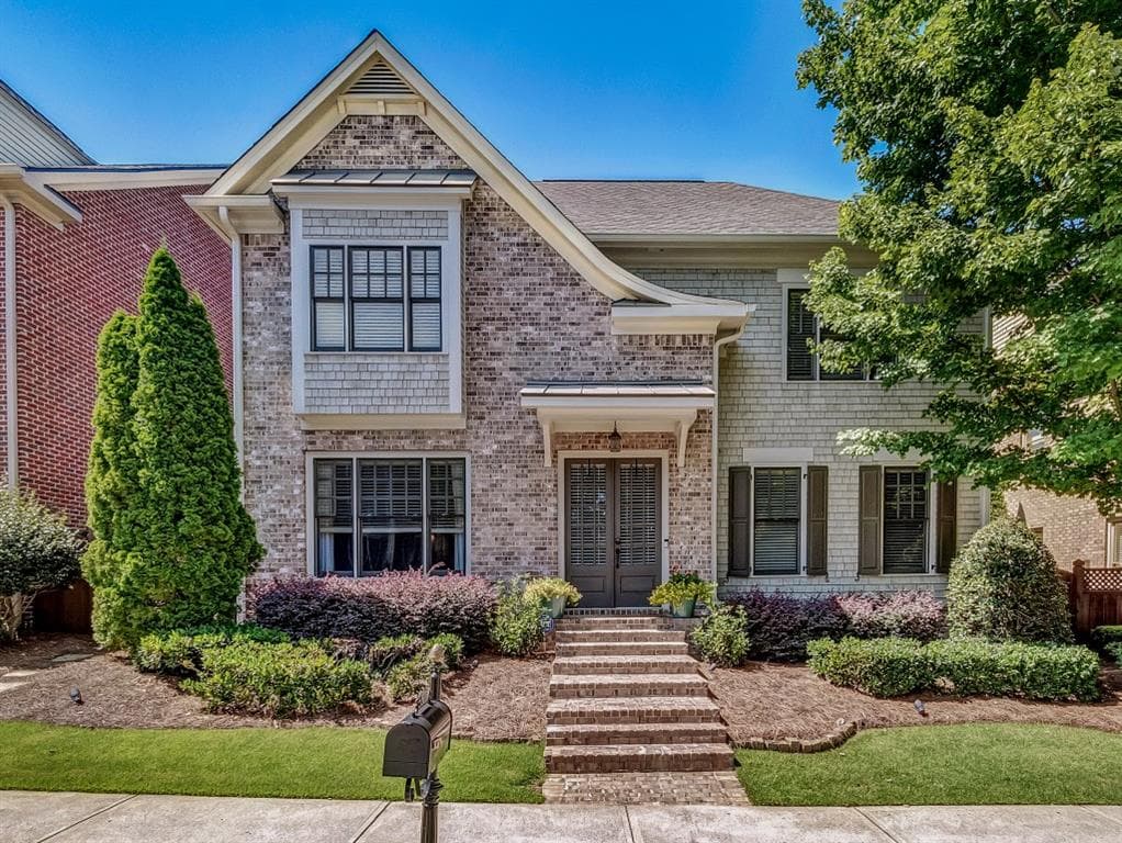 4 bedroom, 3,096 sq ft single family residence sold at 2070 Arminda Court, Alpharetta, GA 30022
