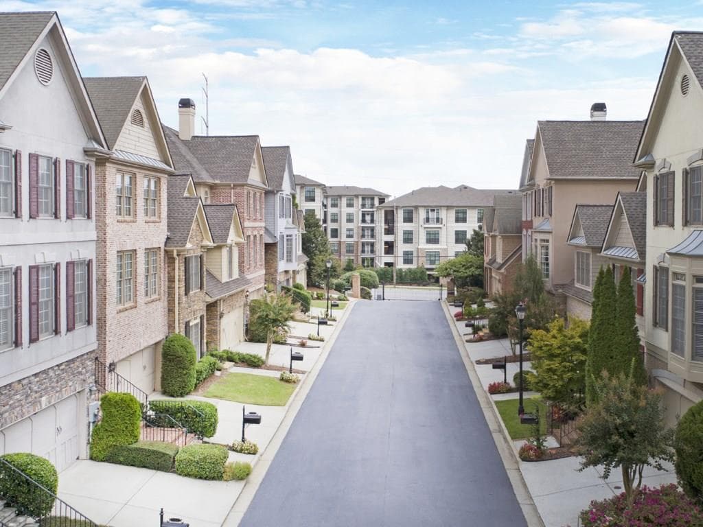 192 Mystic Court, Sandy Springs, GA 30342 — most recent listing photo
