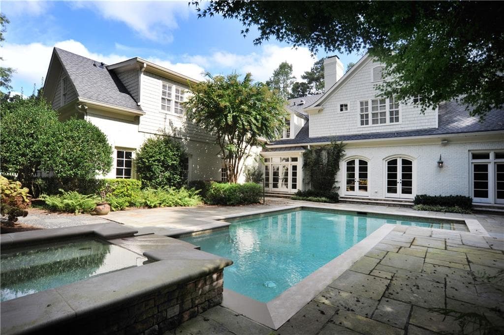 6 bedroom, 5,912 sq ft single family residence sold at 82 Blackland Road, Atlanta, GA 30342