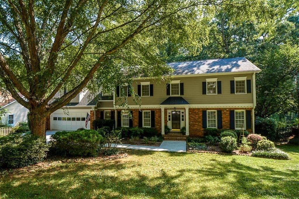 5163 Meadowlake Drive, Dunwoody, GA 30338 — most recent listing photo