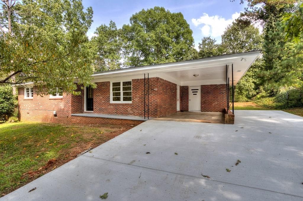 133 RIDGECREST Drive, Calhoun, GA 30701 — most recent listing photo