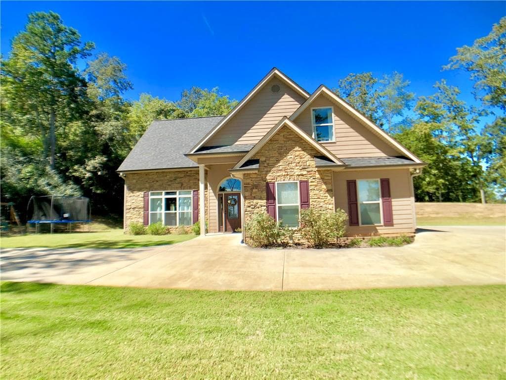4736 Highland Road, Gainesville, GA 30506 — most recent listing photo