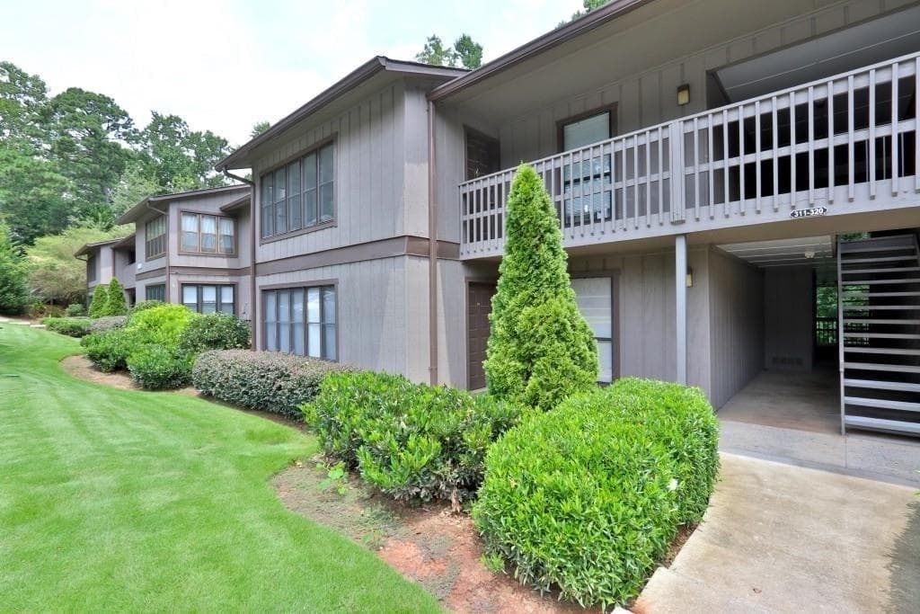 312 Smokerise Circle, Marietta, GA 30067 — most recent listing photo