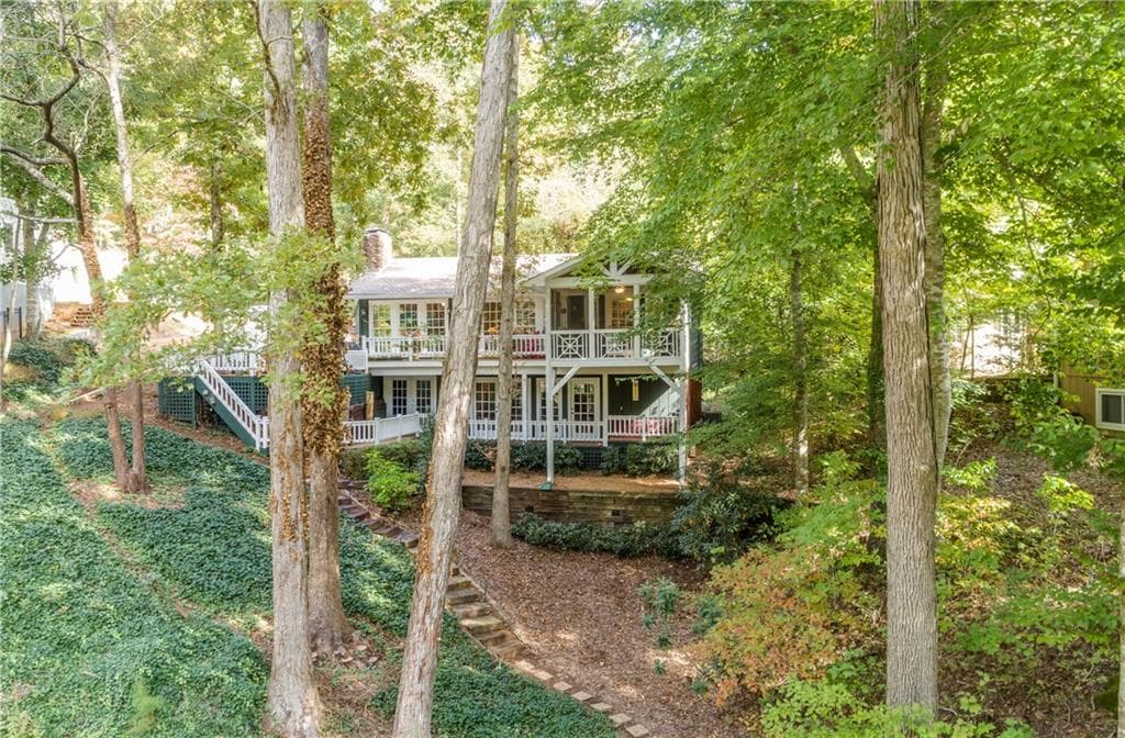9000 Hawks Cove Road, Gainesville, GA 30506 — most recent listing photo