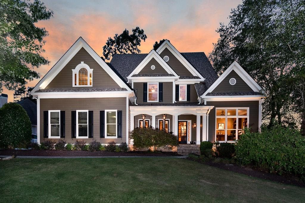 5 bedroom, 4,322 sq ft single family residence sold at 5718 BROOKSTONE Drive, Acworth, GA 30101