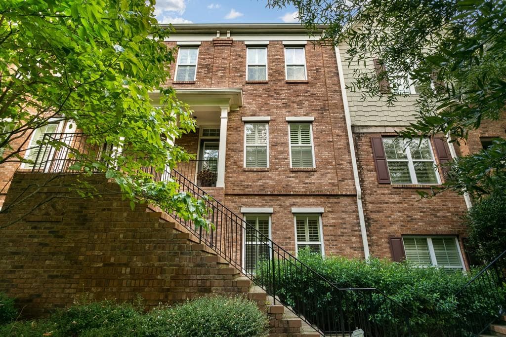 2 bedroom, 2,756 sq ft townhouse sold at 1412 Briarhaven Trail, Atlanta, GA 30319