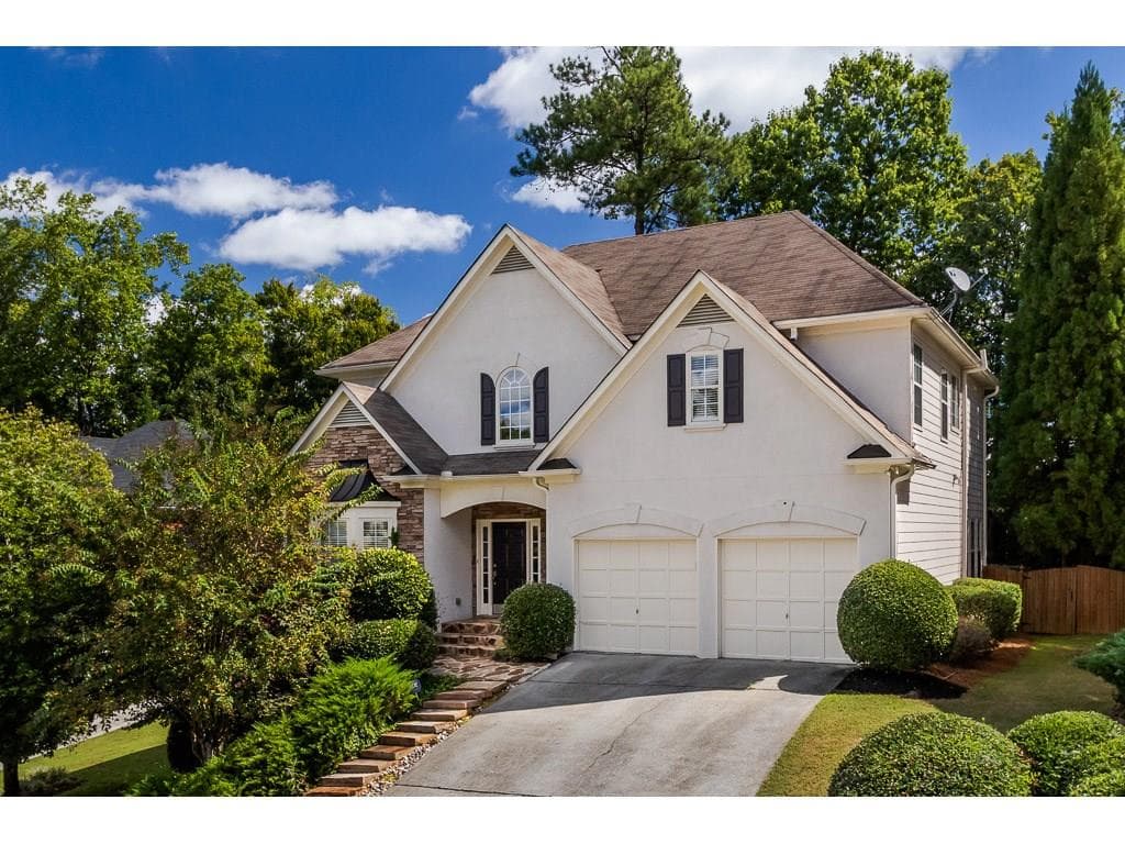 4 bedroom, 3,738 sq ft single family residence sold at 1710 Hidden Springs Trace, Smyrna, GA 30082