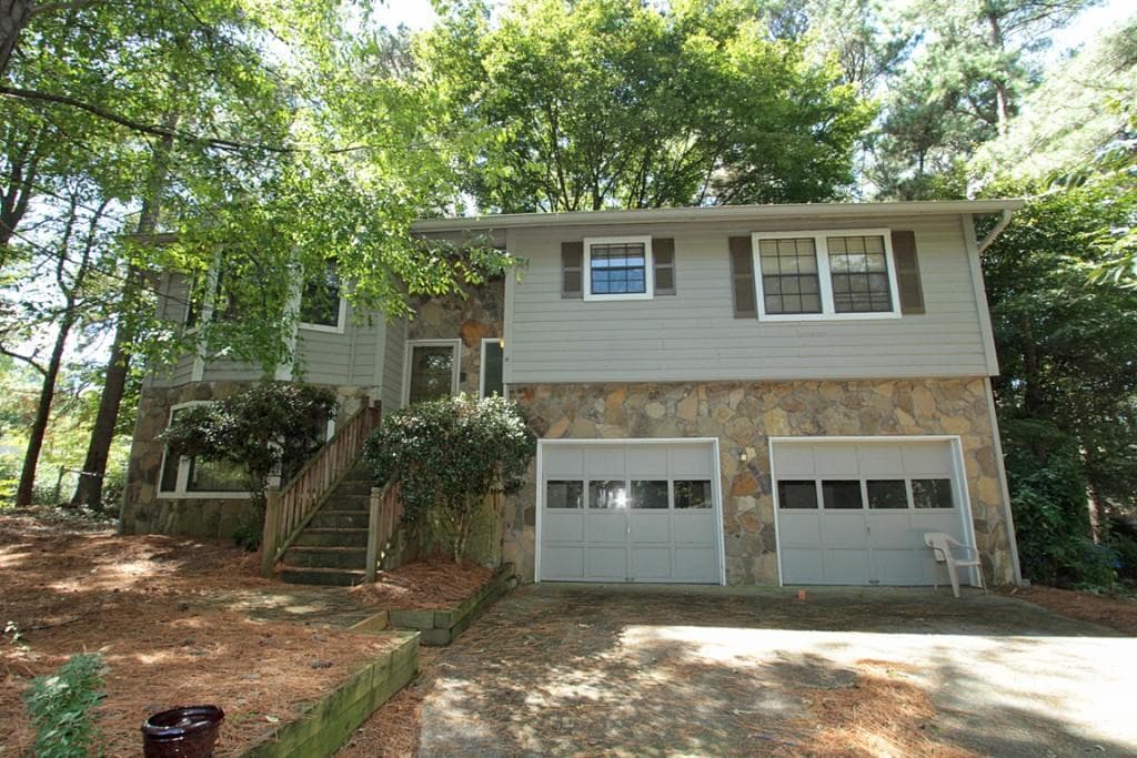 997 Chartley Drive, Lilburn, GA 30047 — most recent listing photo