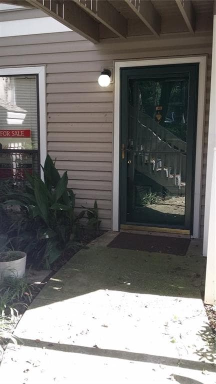 2 bedroom, 1,126 sq ft condominium sold at 616 Wynnes Ridge Circle, Marietta, GA 30067