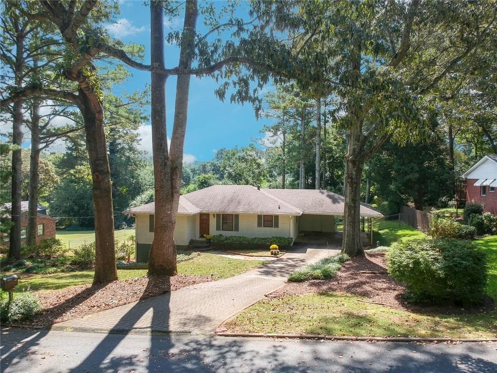 236 Thomas Circle, Roswell, GA 30075 — most recent listing photo