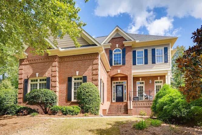 6105 Mountainwell Drive, Roswell, GA 30075 — most recent listing photo