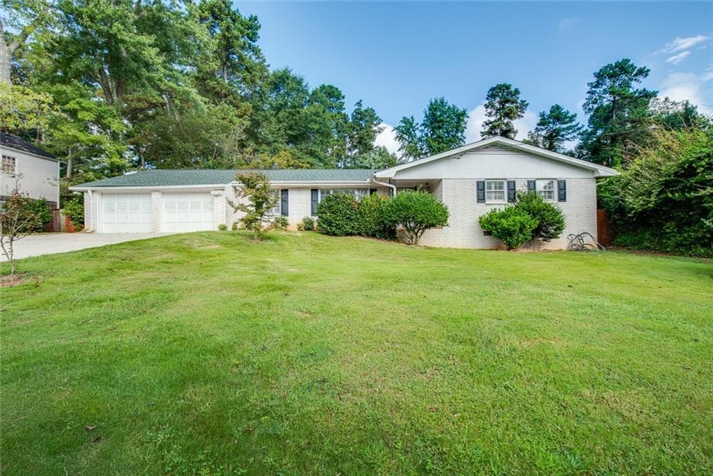 5739 Fulton Circle, Norcross, GA 30093 — most recent listing photo