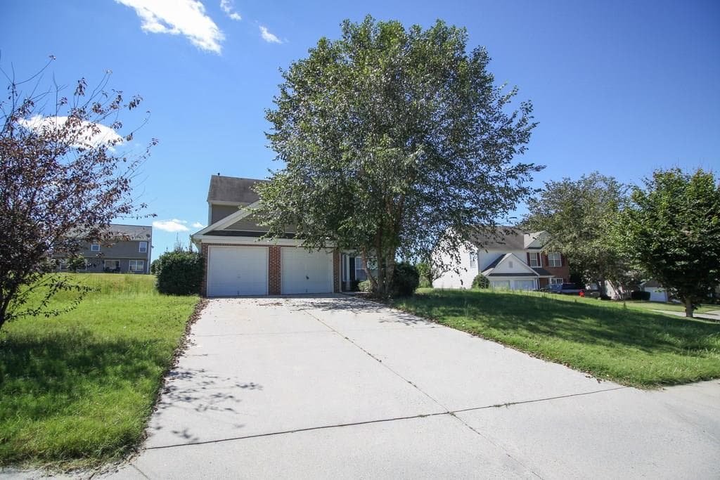 4656 PINE ACRE Circle, Sugar Hill, GA 30518 — most recent listing photo