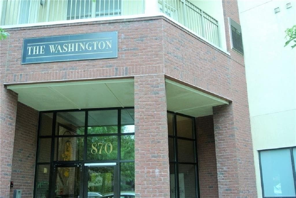 870 Mayson Turner Road 1106, Atlanta, GA 30314 — most recent listing photo