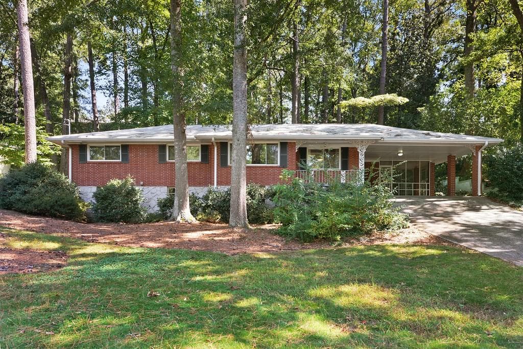 3 bedroom, 1,619 sq ft single family residence sold at 2329 Melinda Drive, Atlanta, GA 30345