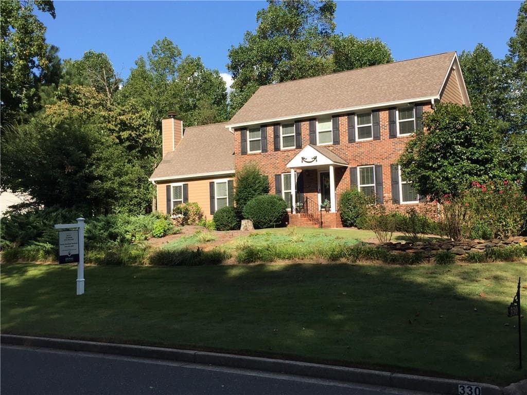 6 bedroom, 2,634 sq ft single family residence sold at 330 Barrow Downs, Alpharetta, GA 30004