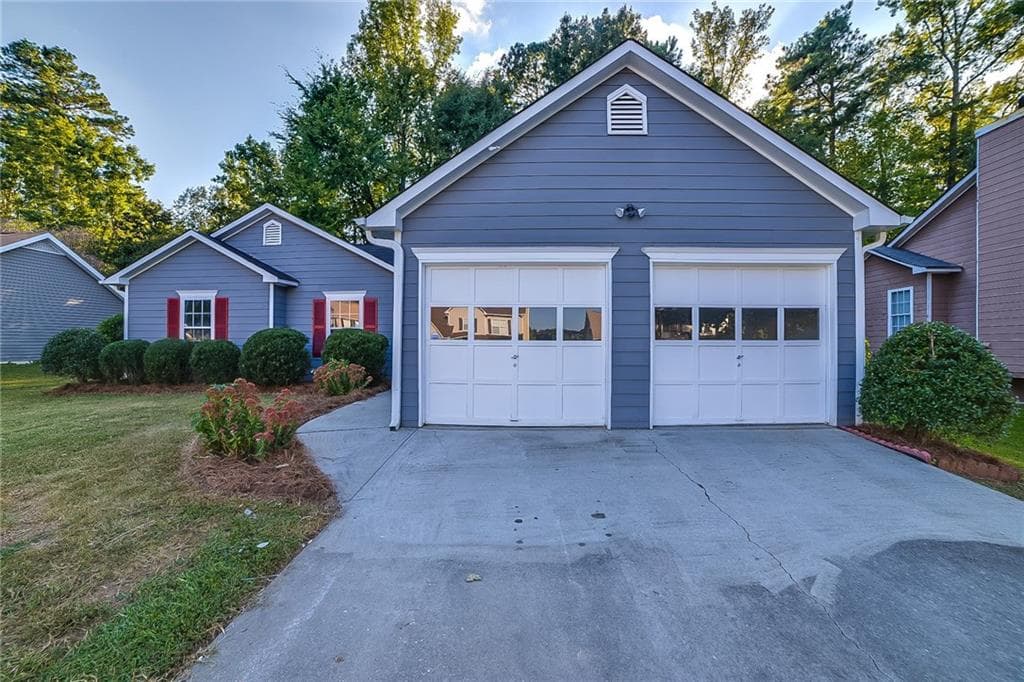 480 Allens Landing Court, Lawrenceville, GA 30045 — most recent listing photo
