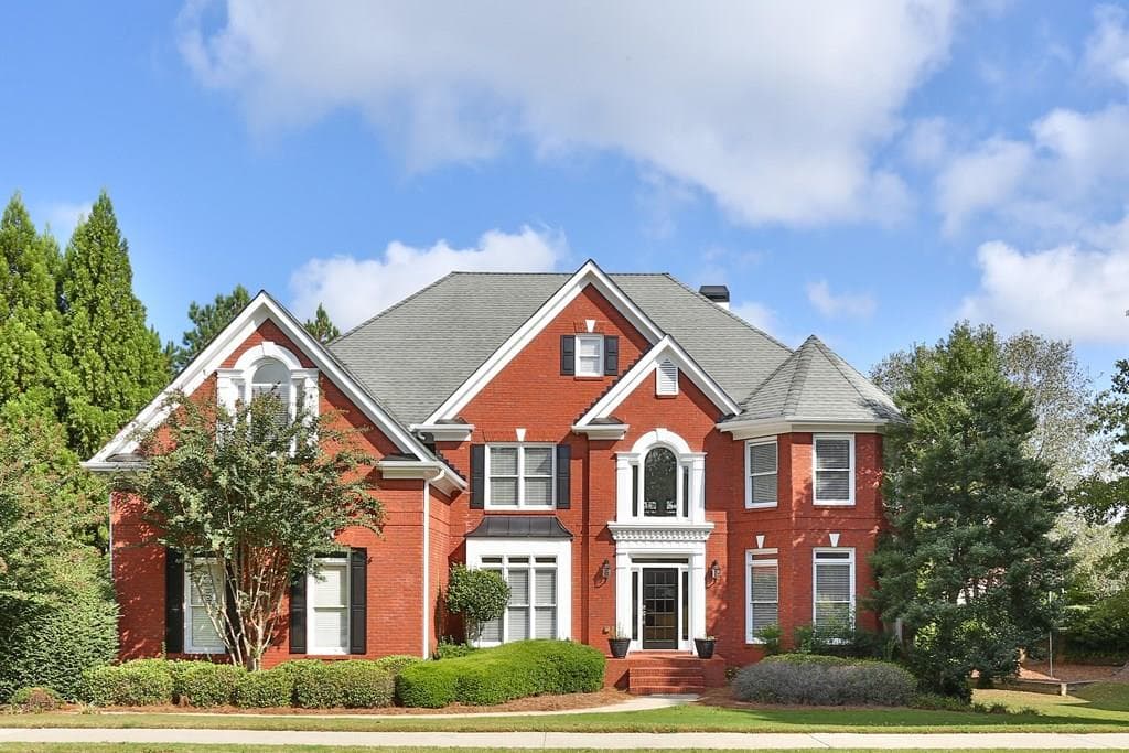 6 bedroom, 4,468 sq ft single family residence sold at 3720 Grey Abbey Drive, Alpharetta, GA 30022