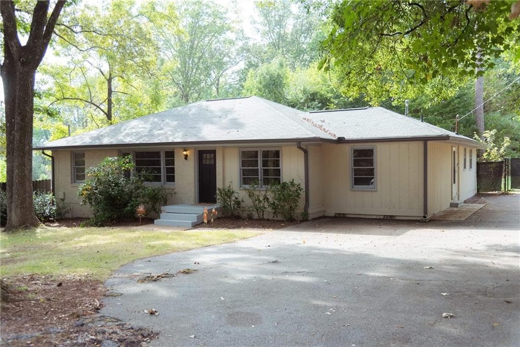 4 bedroom, 1,900 sq ft single family residence sold at 3706 McElroy Road, Atlanta, GA 30340